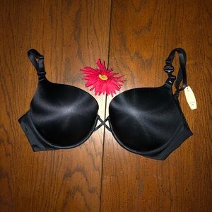 SOLD!! 🌹VS Add-2-Cup-Sizes Bombshell Padded Bra🌹